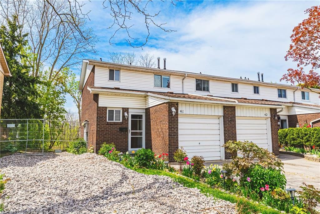 Property Photo: 100 Quigley Road 41 ON L8K 6J1