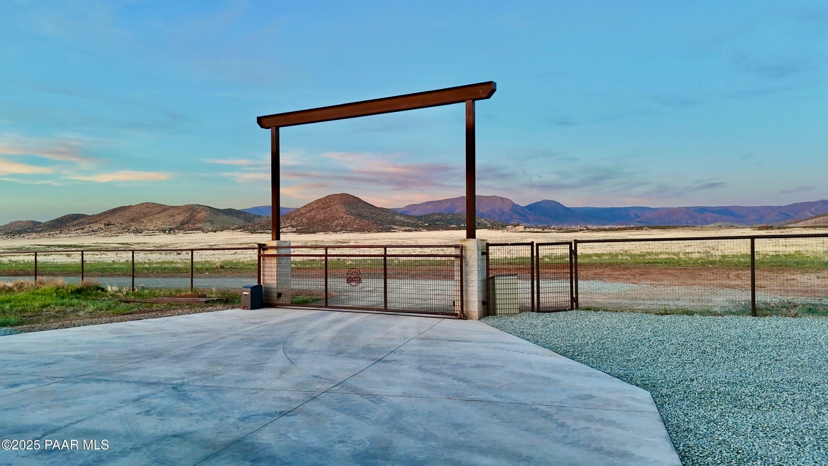 Property Photo:  8044 N Crimson Canyon Road  AZ 86315 
