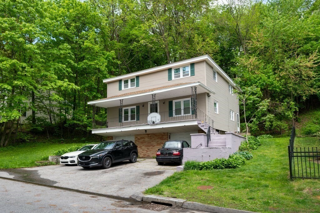 Property Photo: 60 High Ridge Rd MA 01602