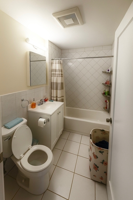 Property Photo: 35 Fairmont St 3 MA 02148
