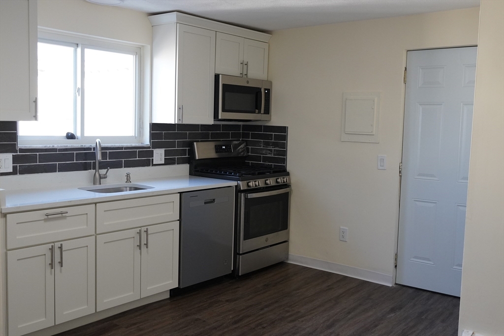 Property Photo: 35 Fairmont St 3 MA 02148