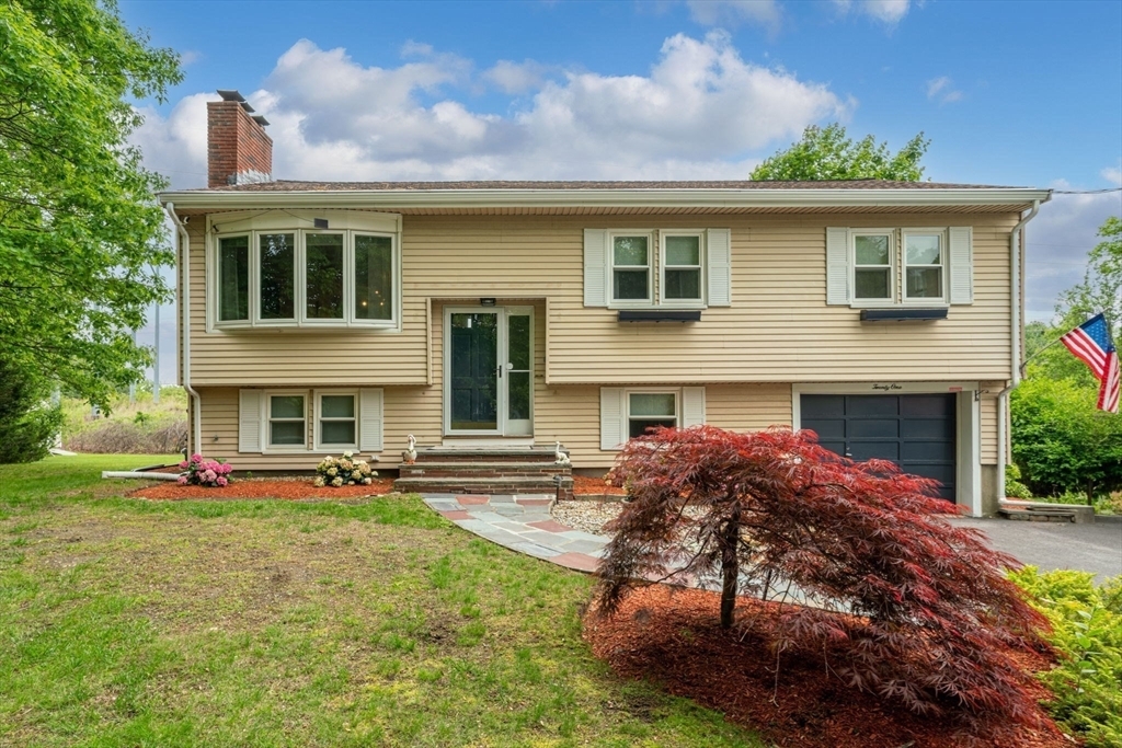21 Wilhelmina Ave  Burlington MA 01803 photo