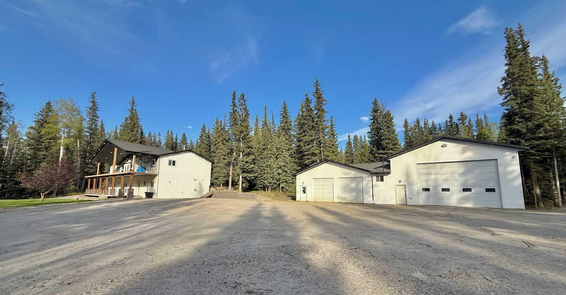 Property Photo:  150 Moberly Drive  AB T7V 1Z1 