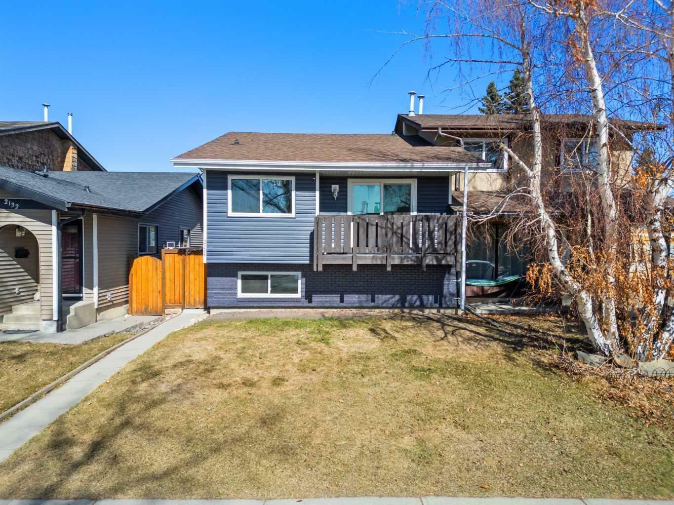 Property Photo: 2134 146 Avenue SE AB T2J 5T2