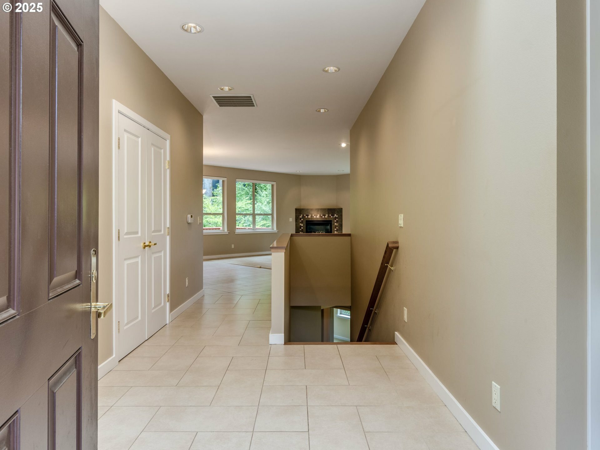Property Photo:  5522 SW Jefferson St  OR 97221 