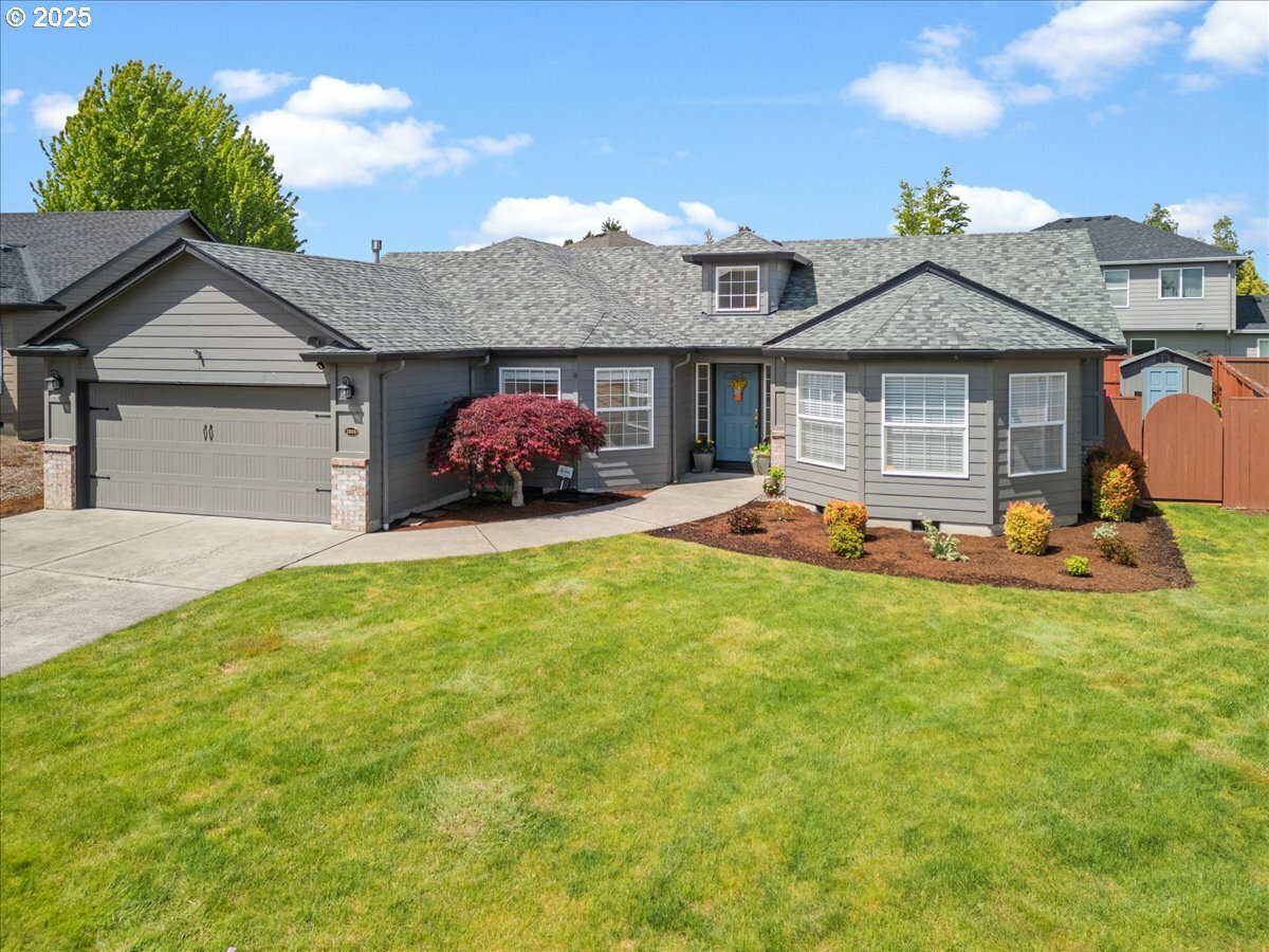 Property Photo: 2606 NW 147th Way WA 98685