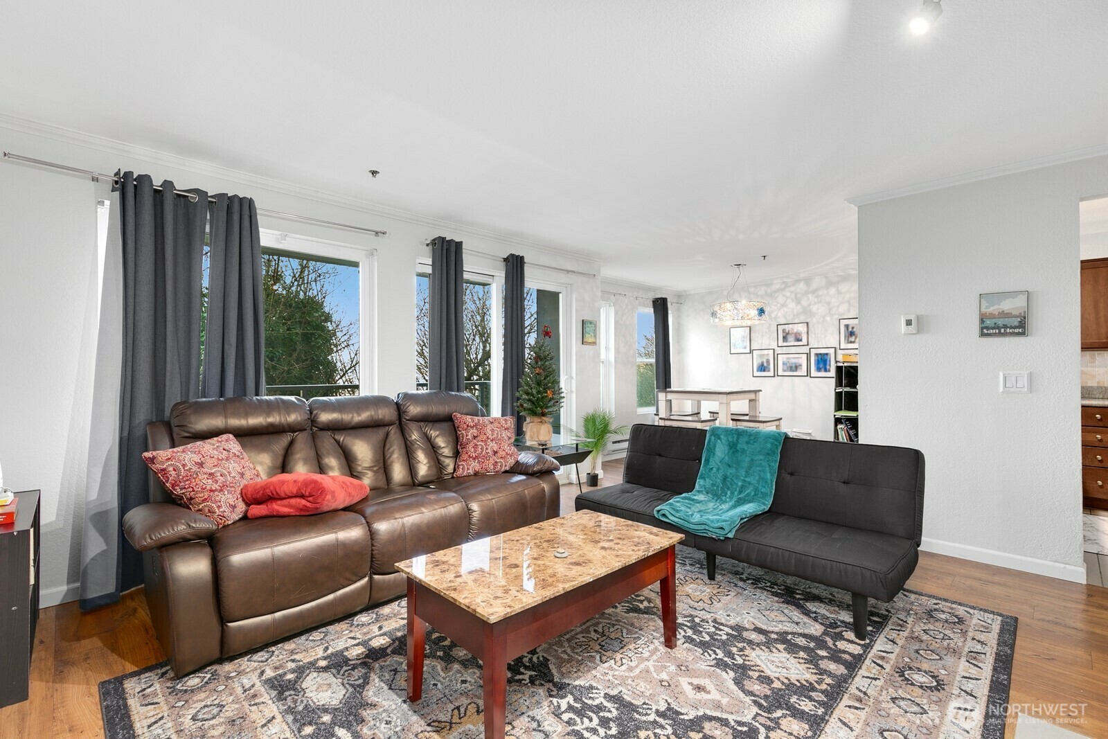 Property Photo: 1311 12th Avenue S B102 WA 98144