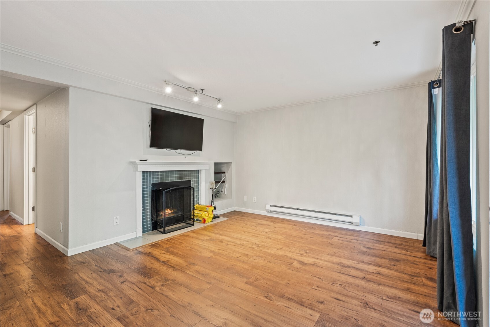 Property Photo: 1311 12th Avenue S B102 WA 98144