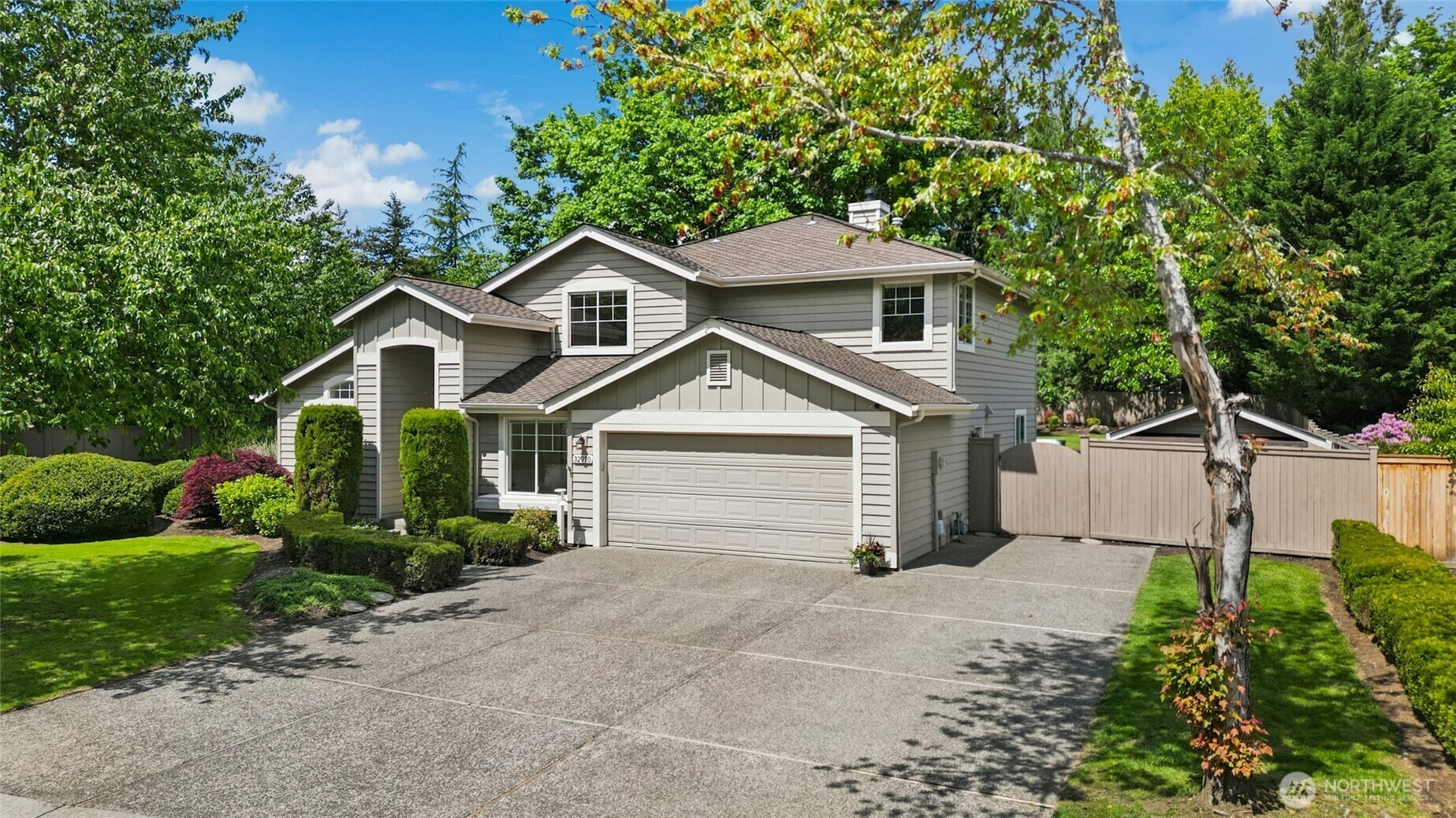 Property Photo: 32910 NE 40th Place WA 98014