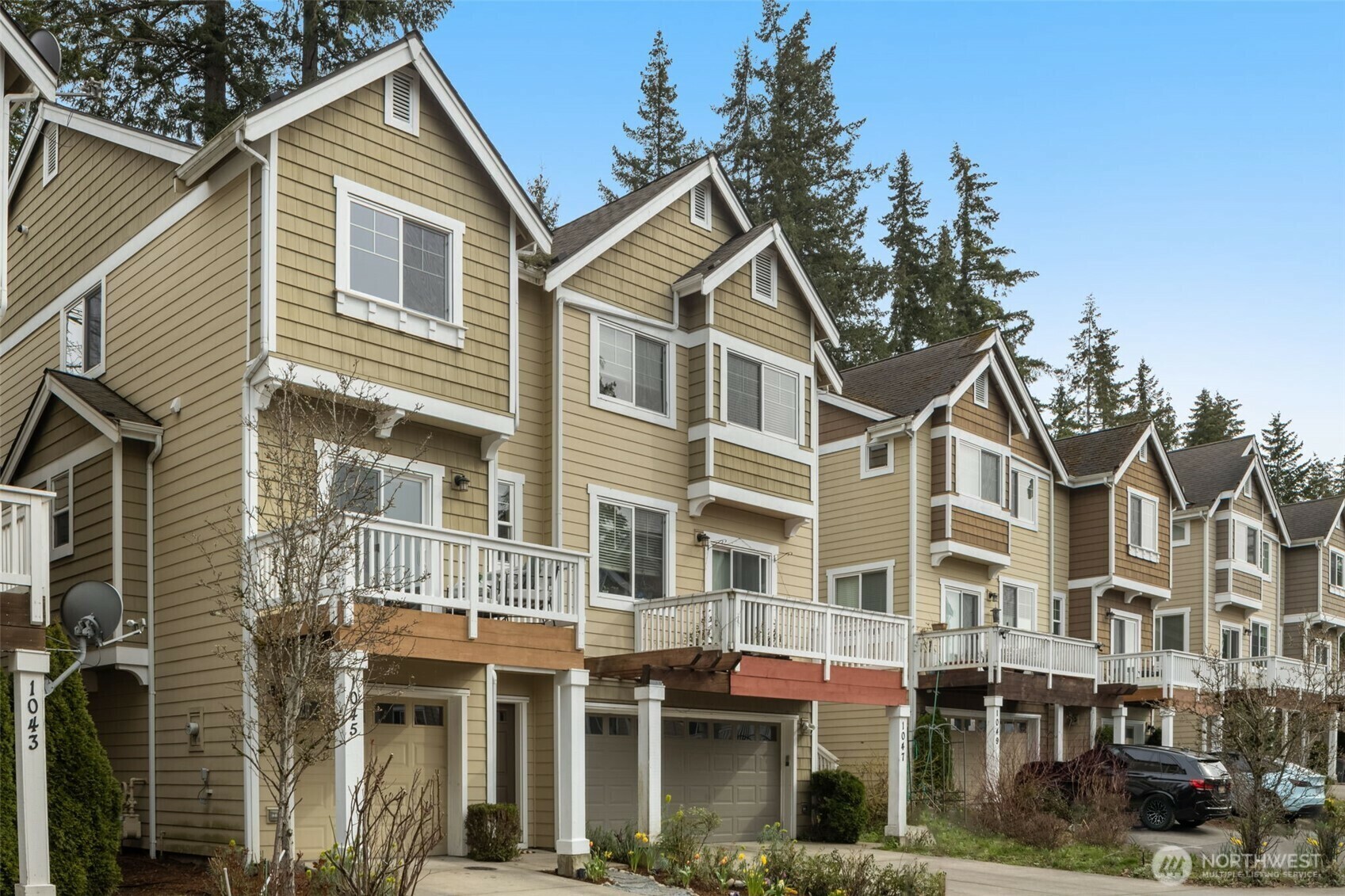 Property Photo: 1045 156th Ave NE WA 98007