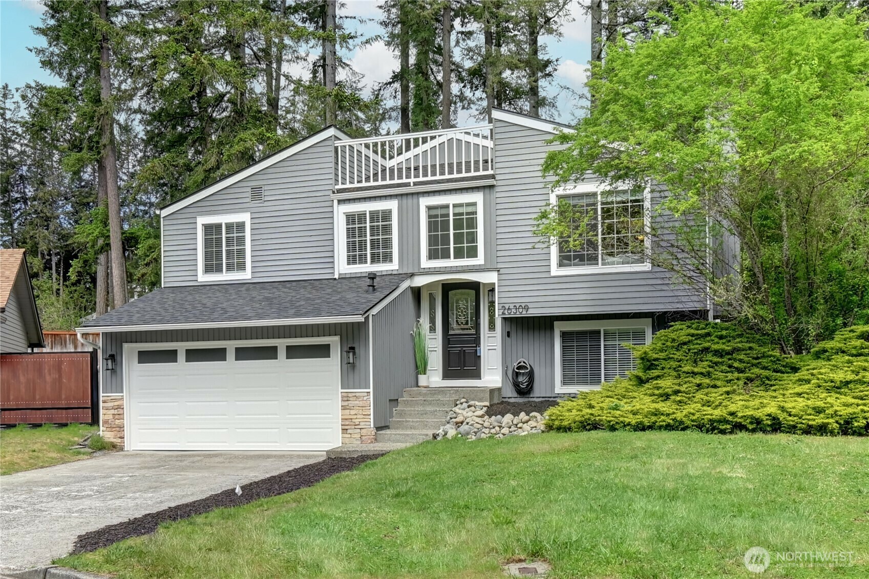 Property Photo: 26309 187th Court SE WA 98042