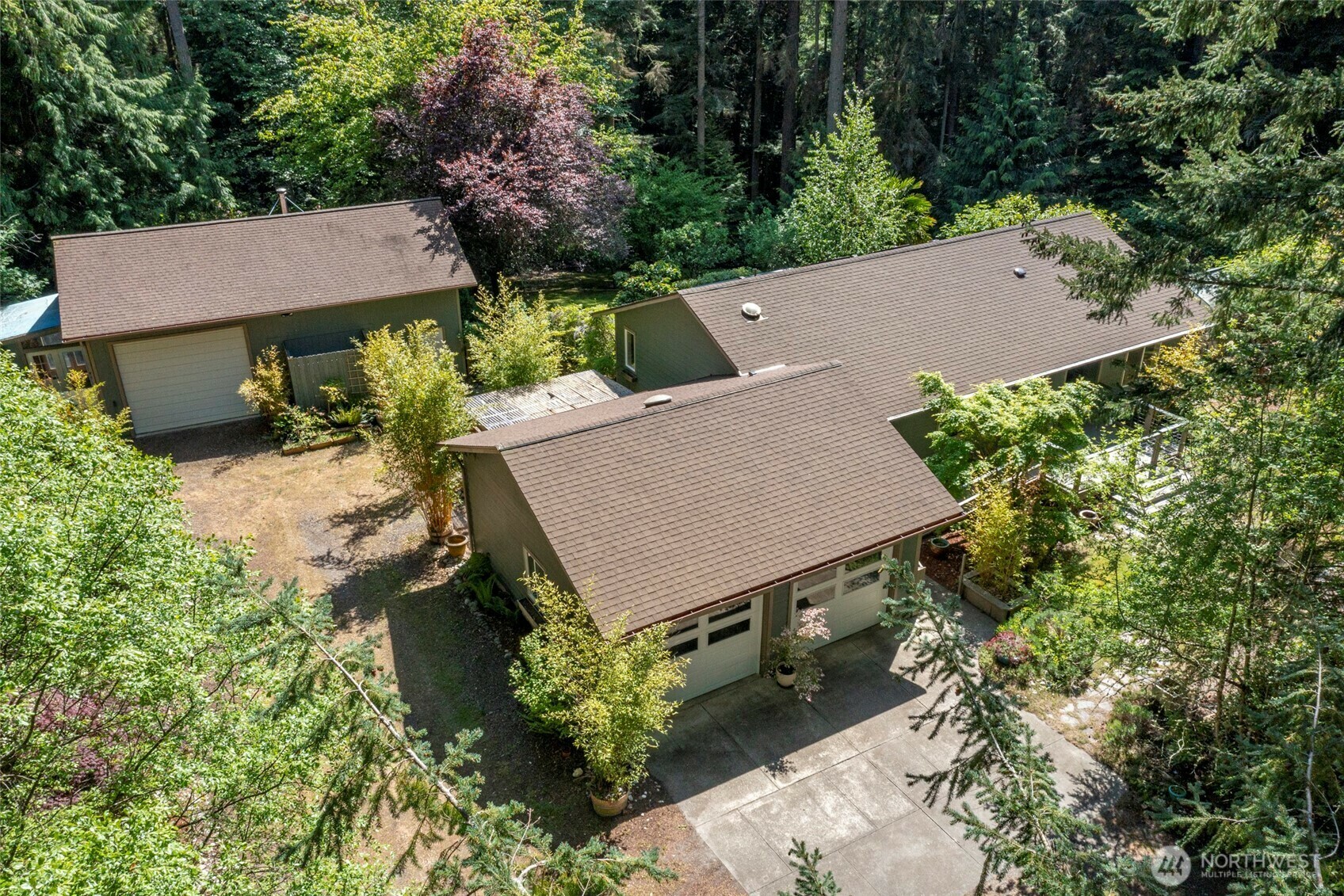 Property Photo: 95 N Quail Trail Lane WA 98239