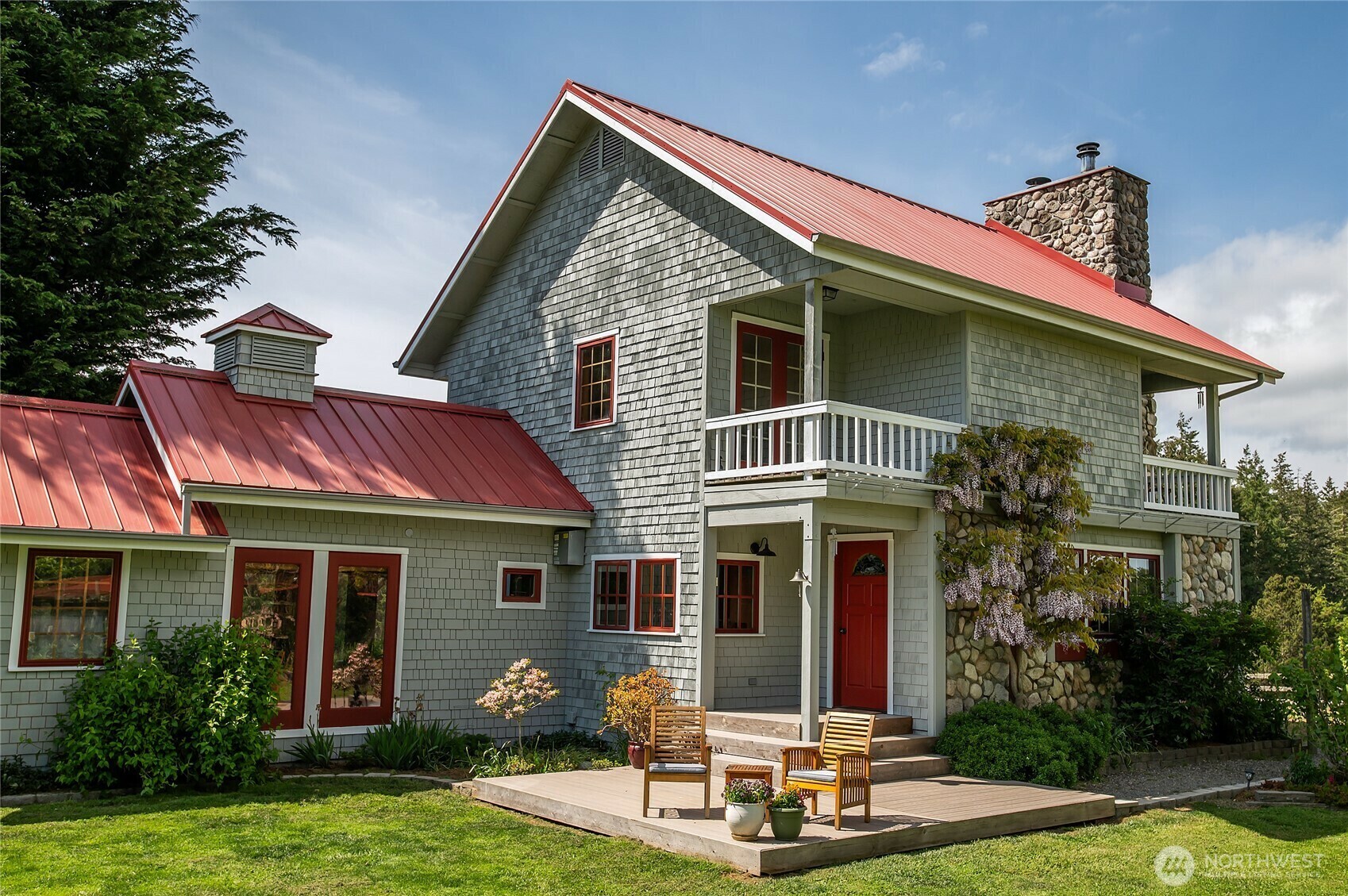 Property Photo: 472 Redtail Lane WA 98261