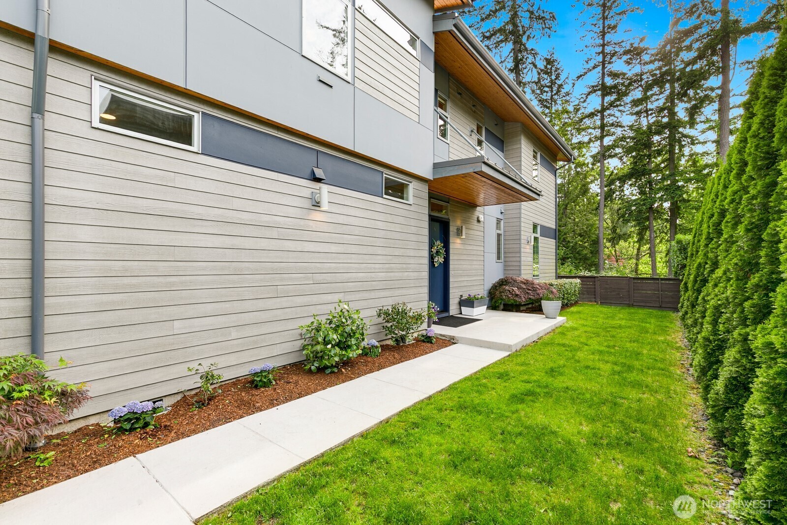 Property Photo: 21955 SE 30th Place WA 98075