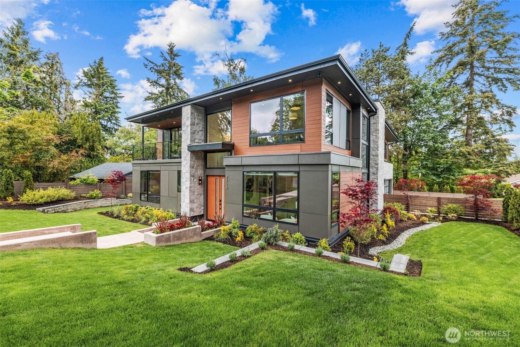 8458 NE 9th Street  Medina WA 98039 photo