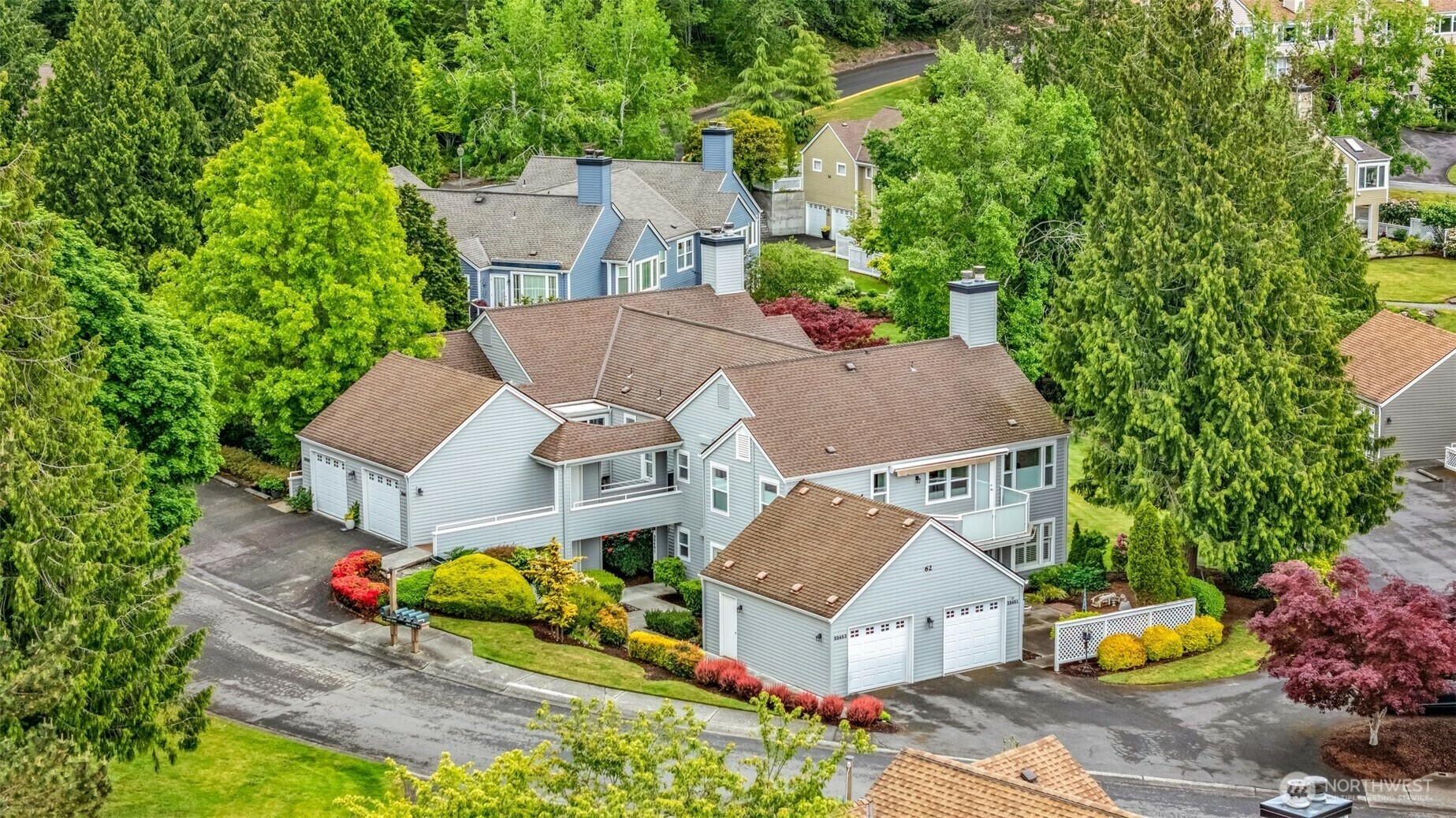Property Photo: 22451 SE 42nd Terrace 1181 WA 98029