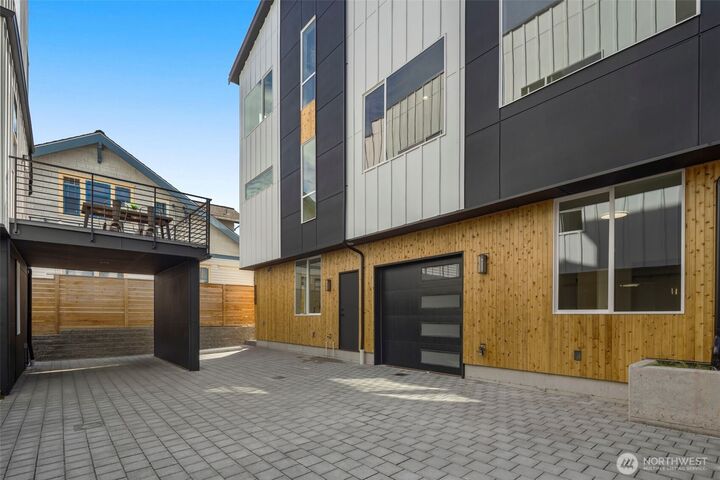 Property Photo: 1223 N 48th Street WA 98103