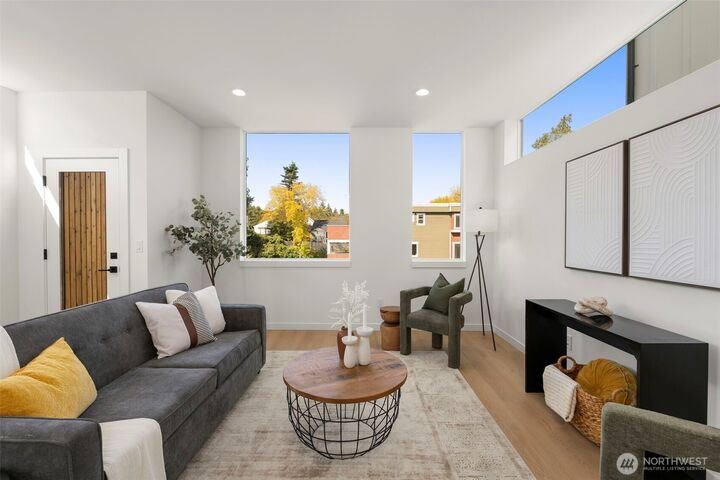 Property Photo:  1223 N 48th Street  WA 98103 