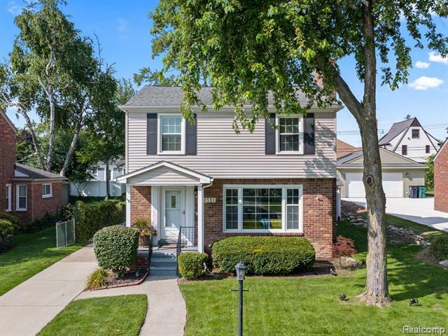 Property Photo:  4331 Elmwood Avenue  MI 48073 