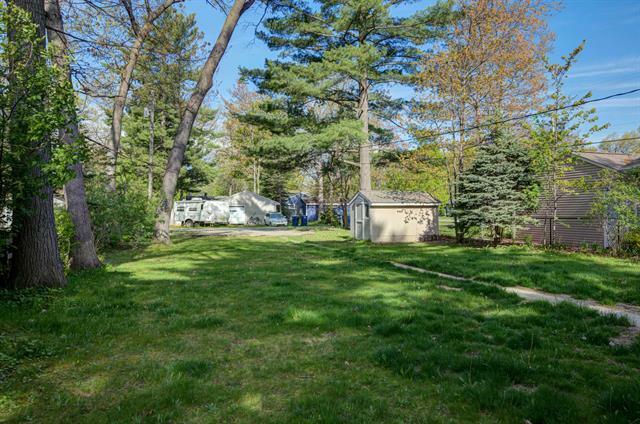 Property Photo:  406 Hamilton Street  MI 49686 