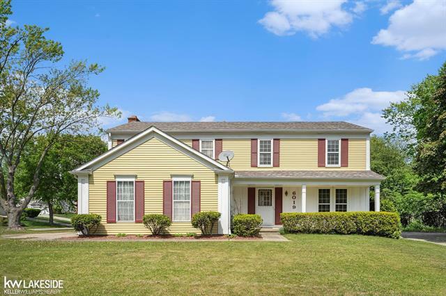 Property Photo: 6019 Kingsfield Drive MI 48322