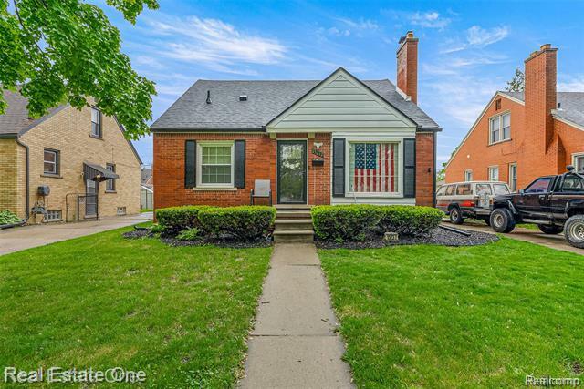 15237 Oceana Avenue  Allen Park MI 48101 photo