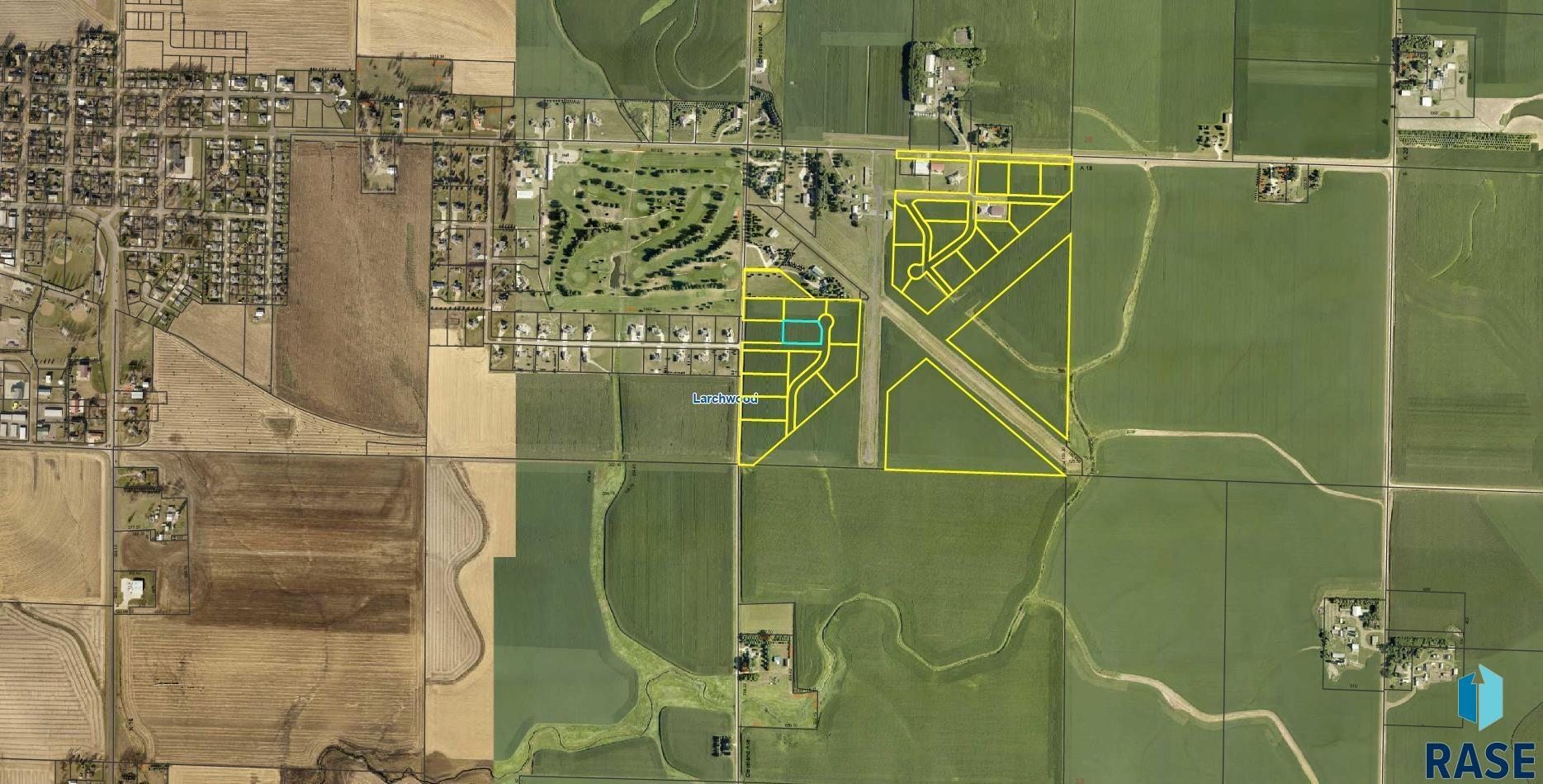 Property Photo:  1904 Airport Rd W  IA 51241 