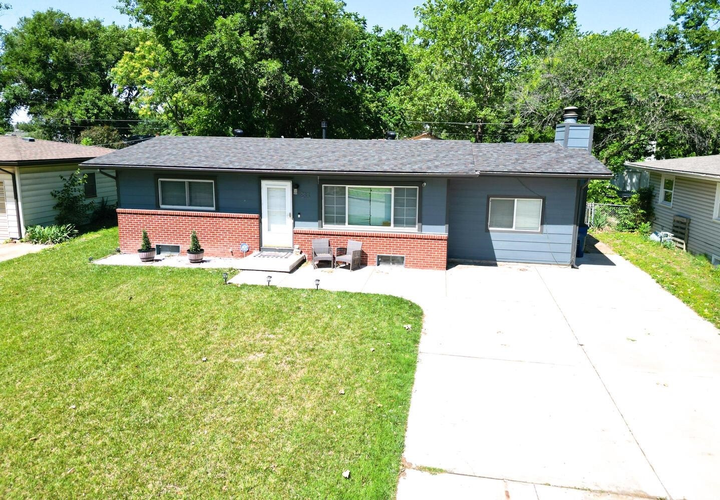 Property Photo: 833 N Kessler KS 67203