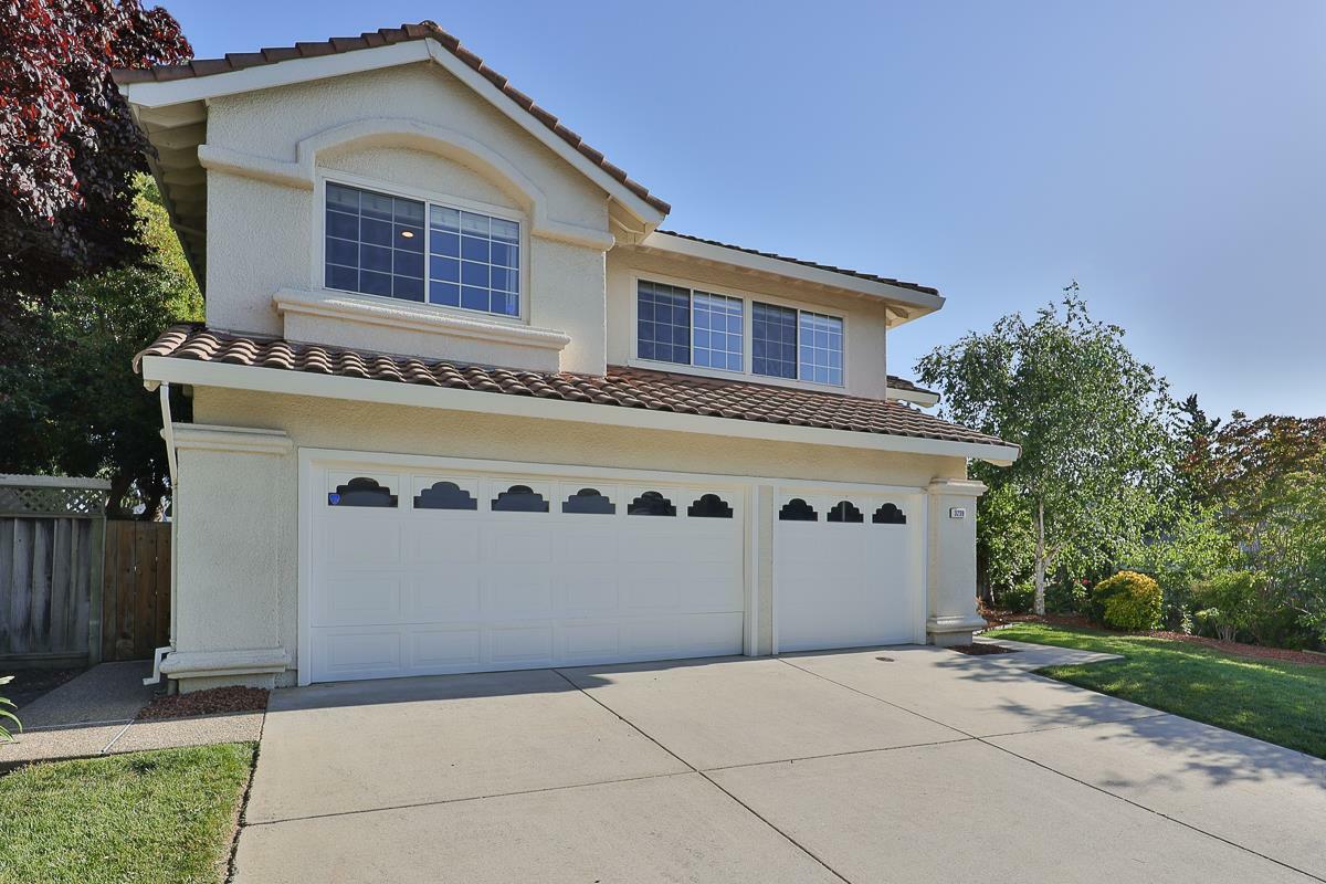 Property Photo: 3239 Pinot Blanc Way CA 95135