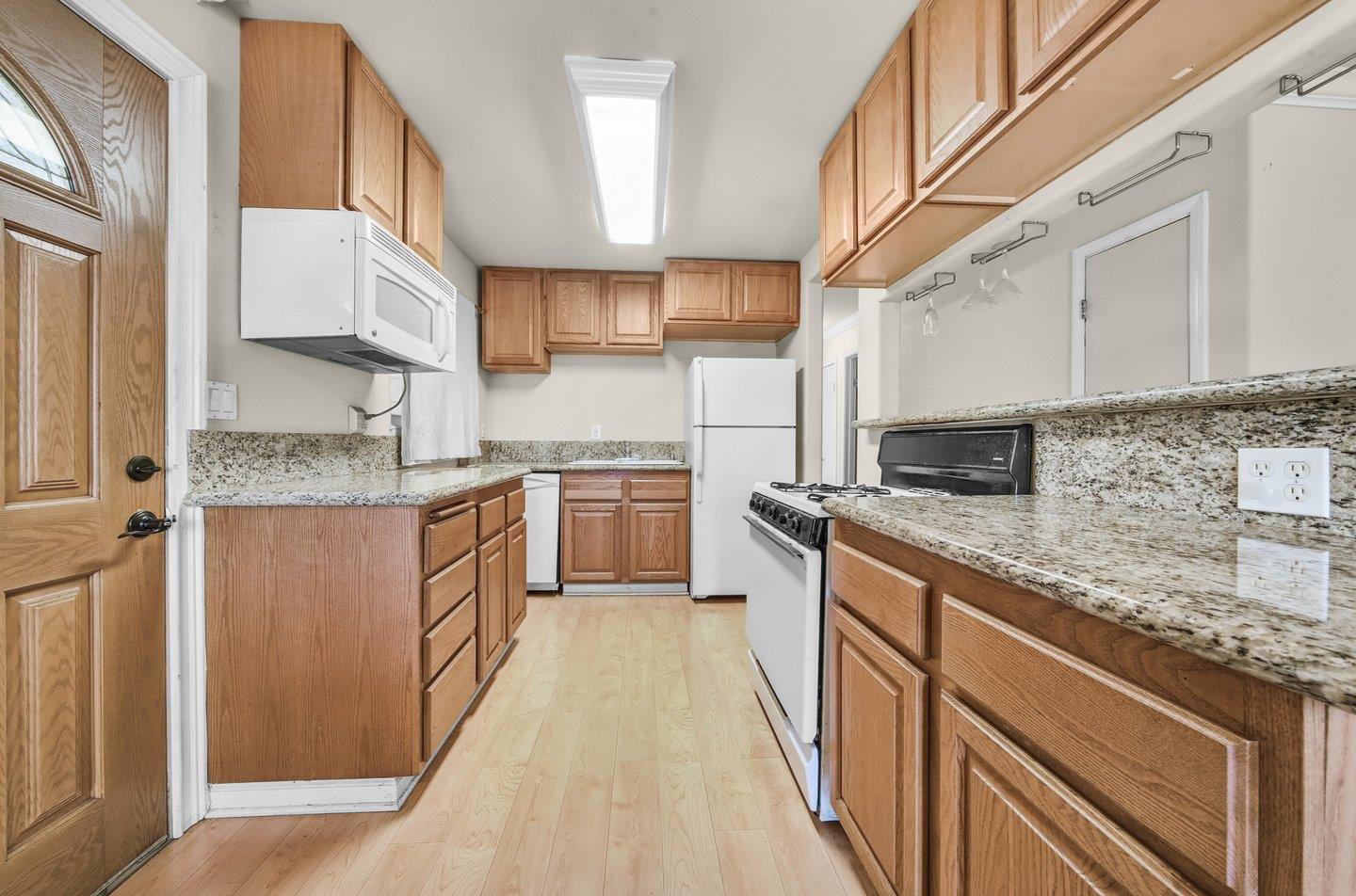 Property Photo: 2989 Betsy Way CA 95133