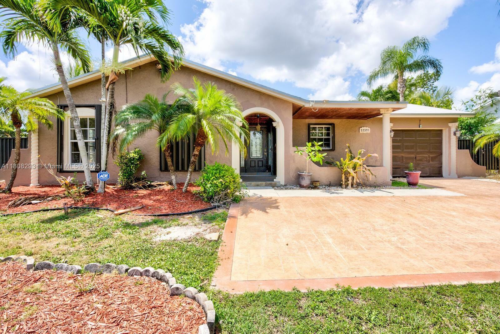 Property Photo: 12370 SW 264th St FL 33032