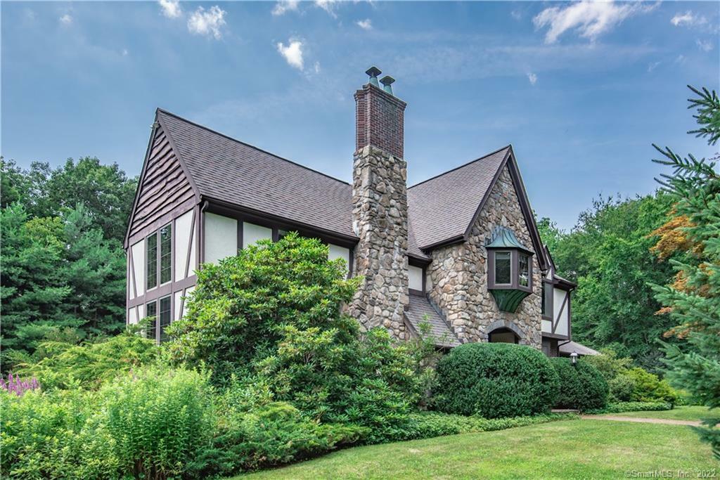 15 Tunxis Trail  Redding CT 06896 photo