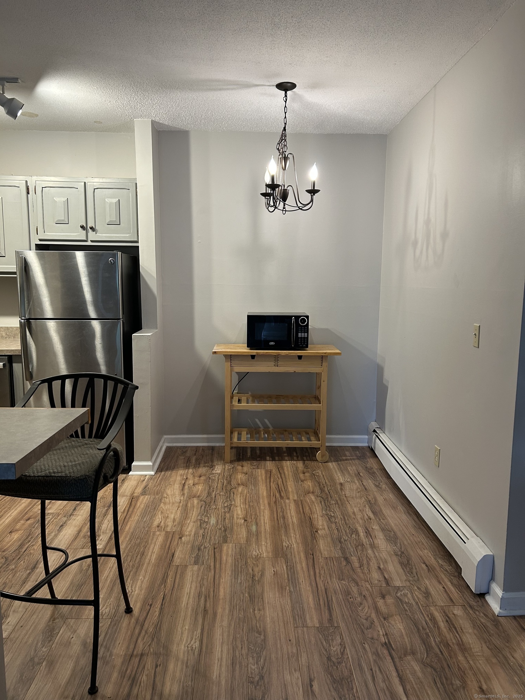 Property Photo:  114 Balance Rock Road Apt 1  CT 06483 