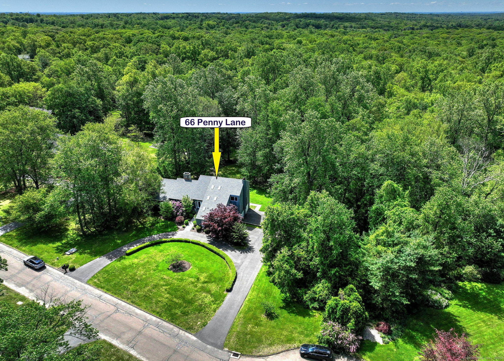 Property Photo: 66 Penny Lane CT 06525