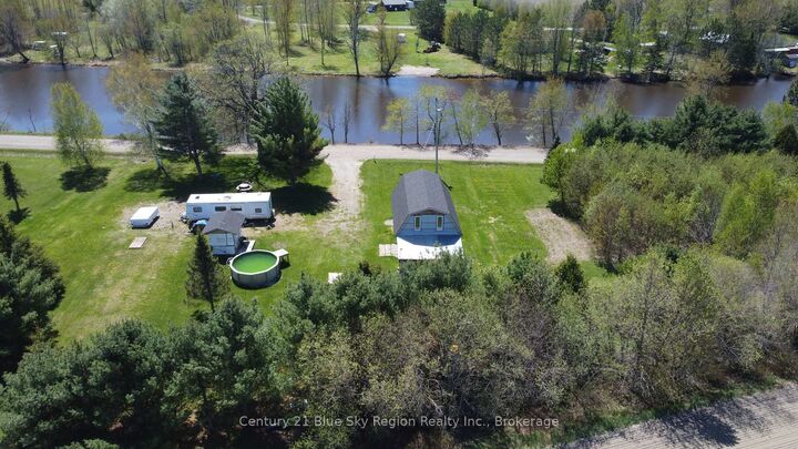 Photo de la propriété:  37 Veuve River Road  ON P0H 2M0 