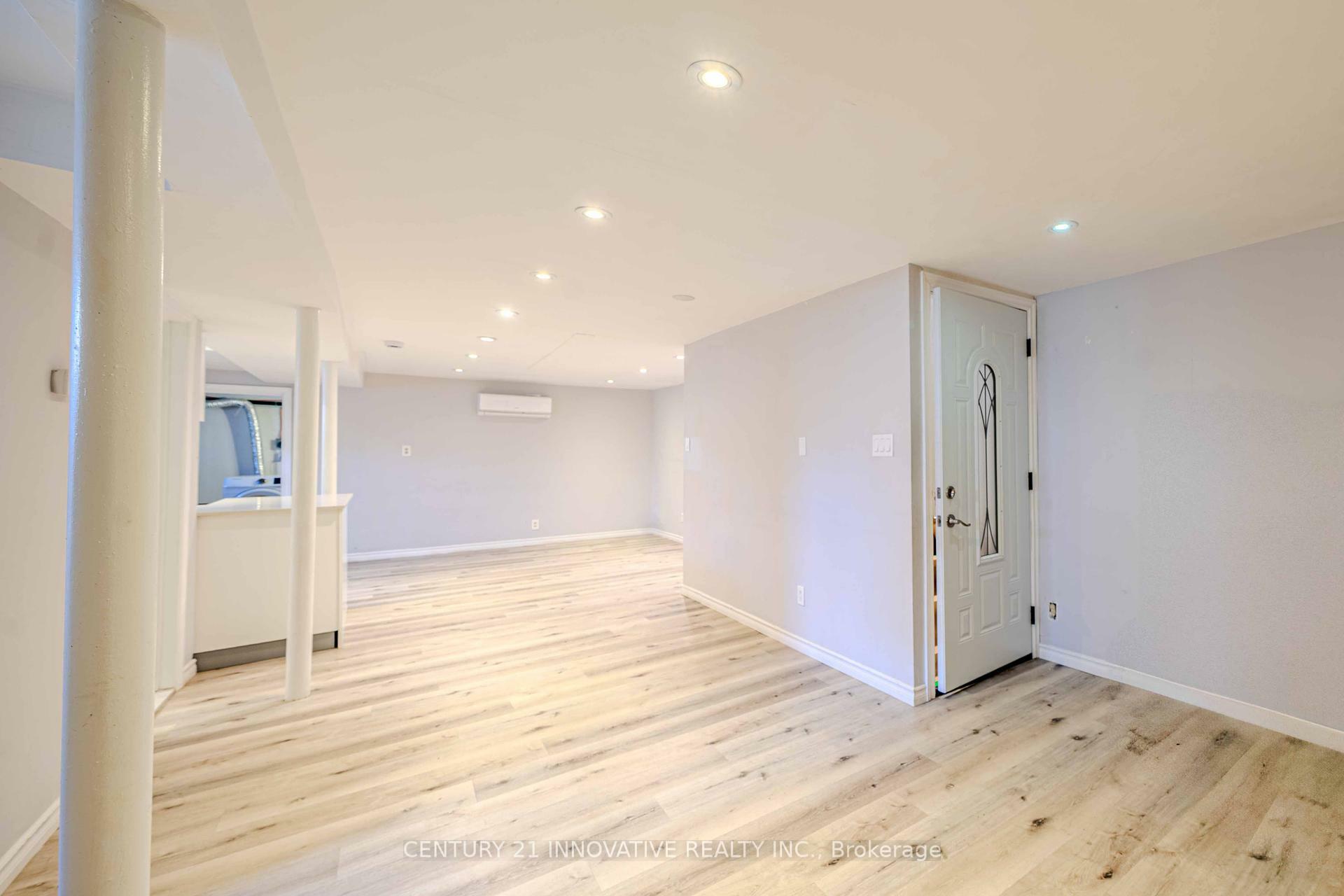 Photo de la propriété: 13163 Bathurst Street Bsmt ON L4E 2Z3