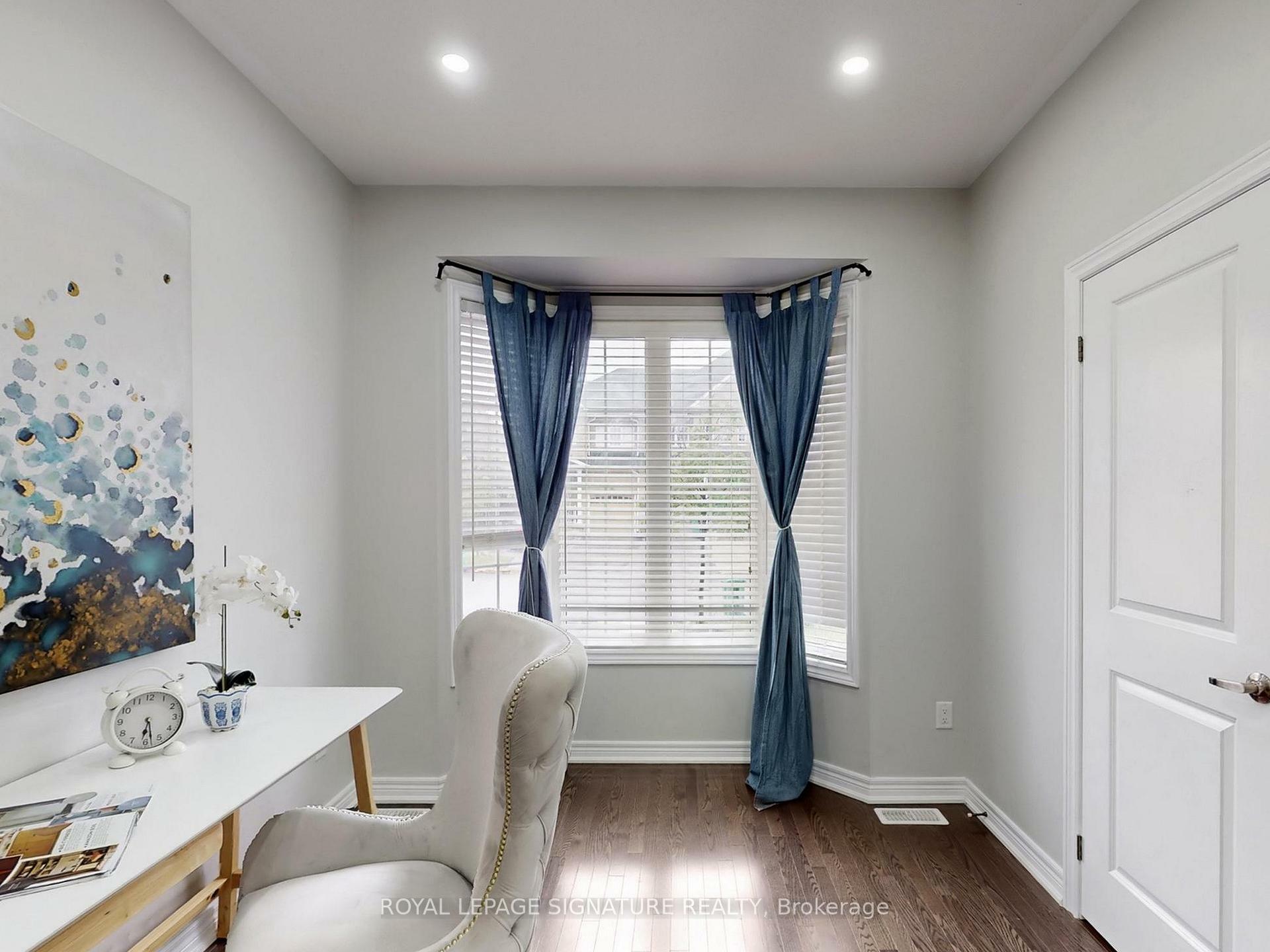 Property Photo: 20 Naperton Drive ON L6R 0Z5