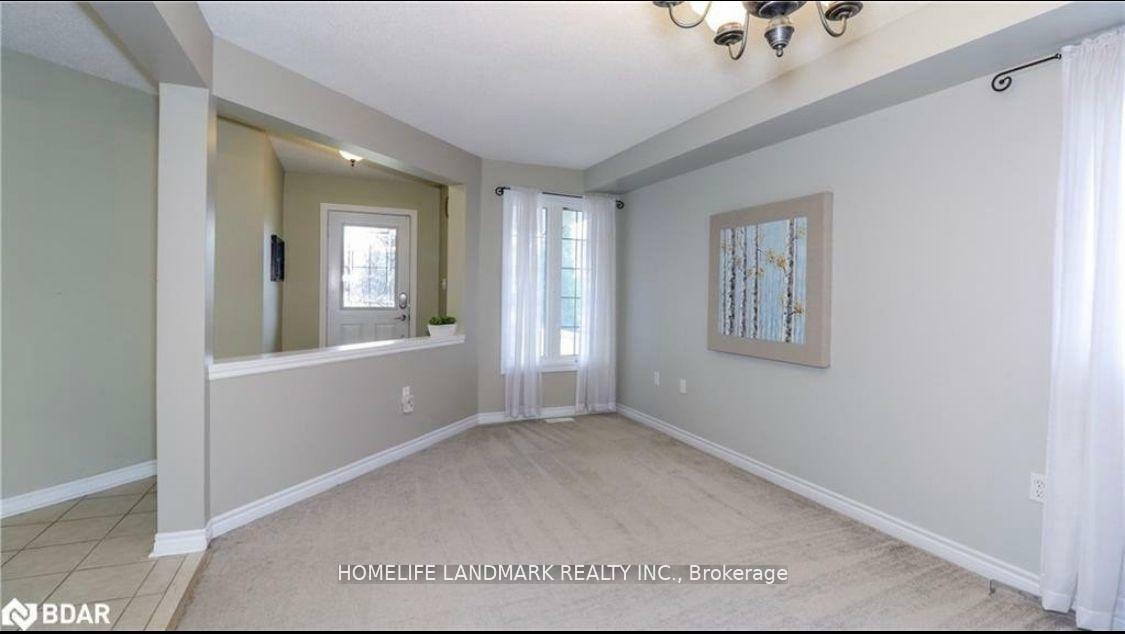 Property Photo: 61 Summerset Drive ON L4N 0B1