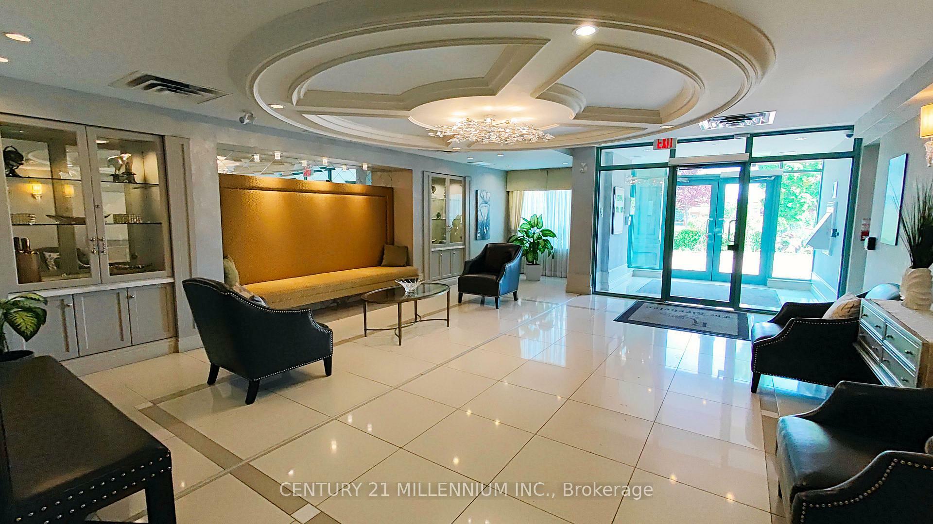 Property Photo:  60 Via Rosedale Way 104  ON L6R 3X6 