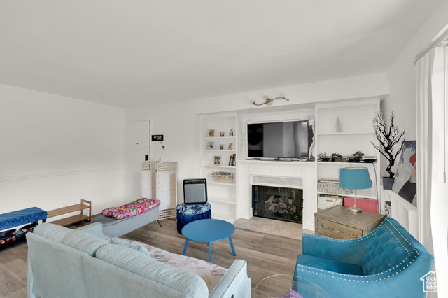Property Photo: 5420 Willow Ln F UT 84107