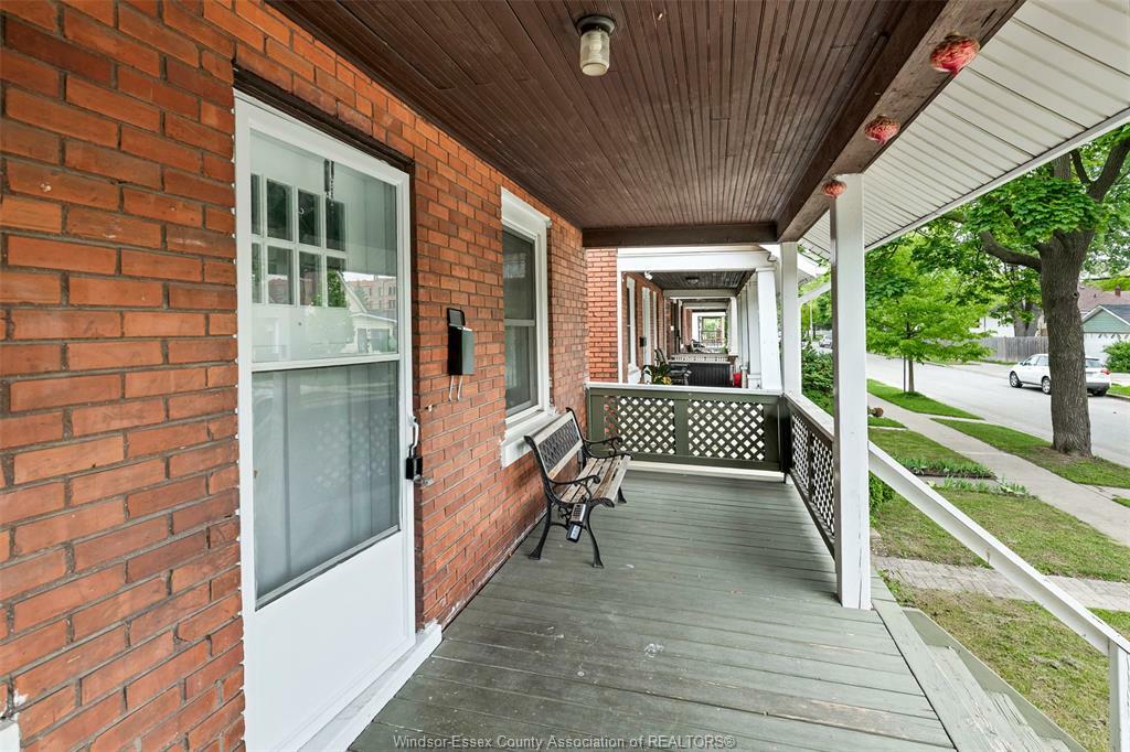 Property Photo: 384 Grove Avenue ON N9A 6E9