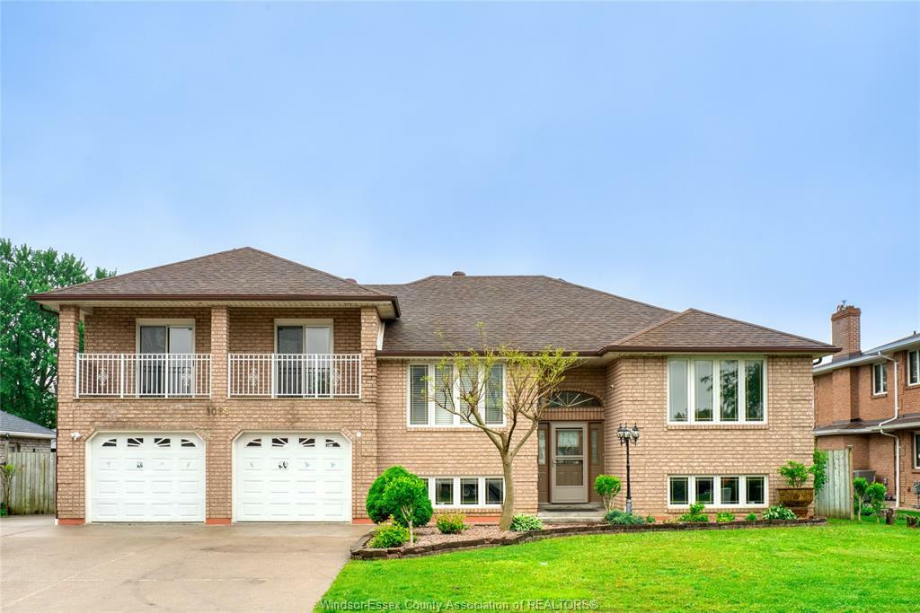 Property Photo: 1085 Waverly ON N8X 4X1