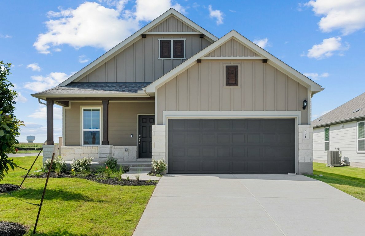 Property Photo: 501 Madelines Meadow Lane TX 78626