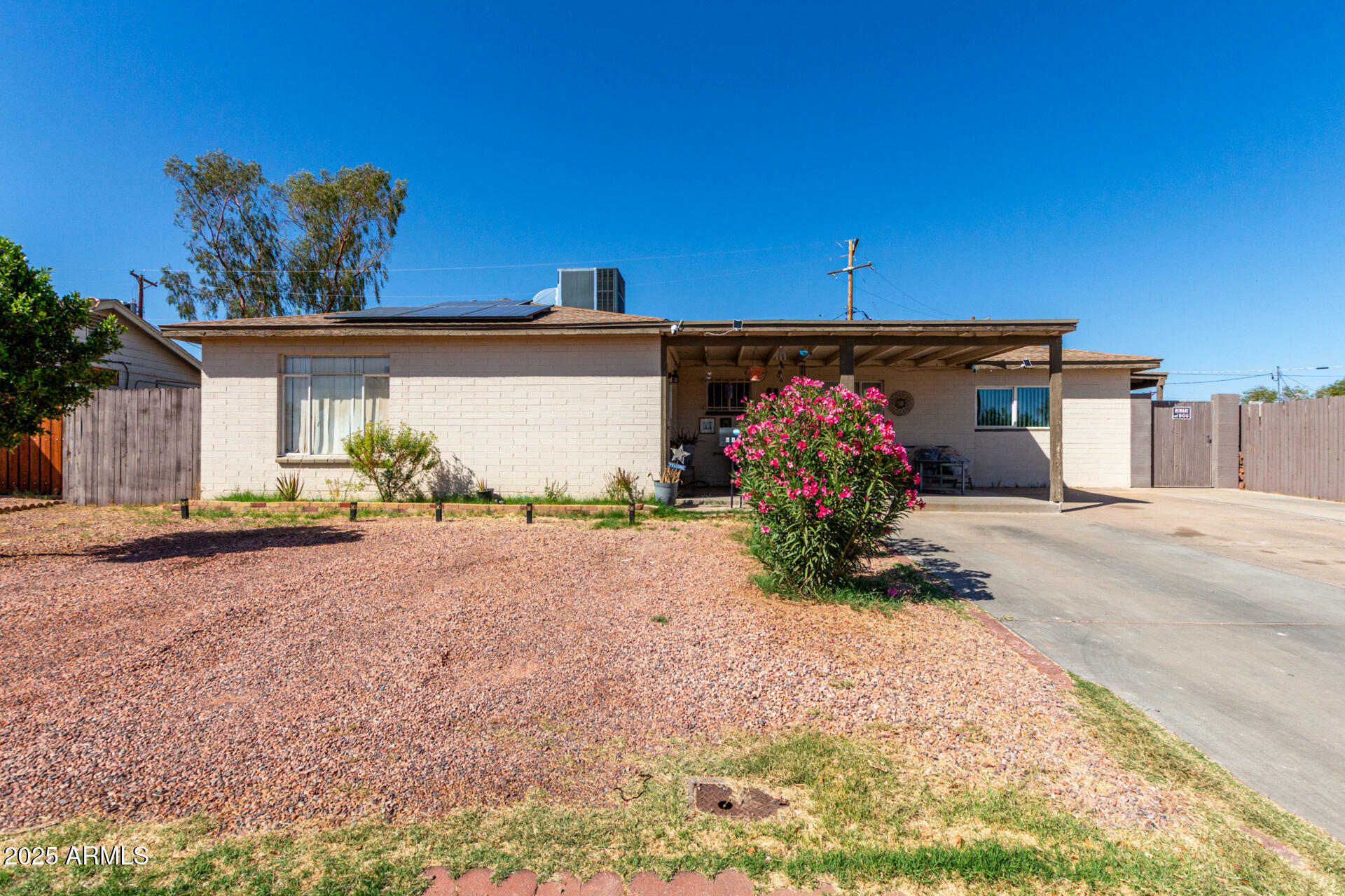 Property Photo: 4403 N 56th Drive AZ 85031