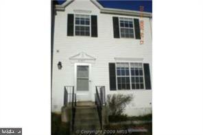 Property Photo: 2157 Fort Donelson Court VA 22026