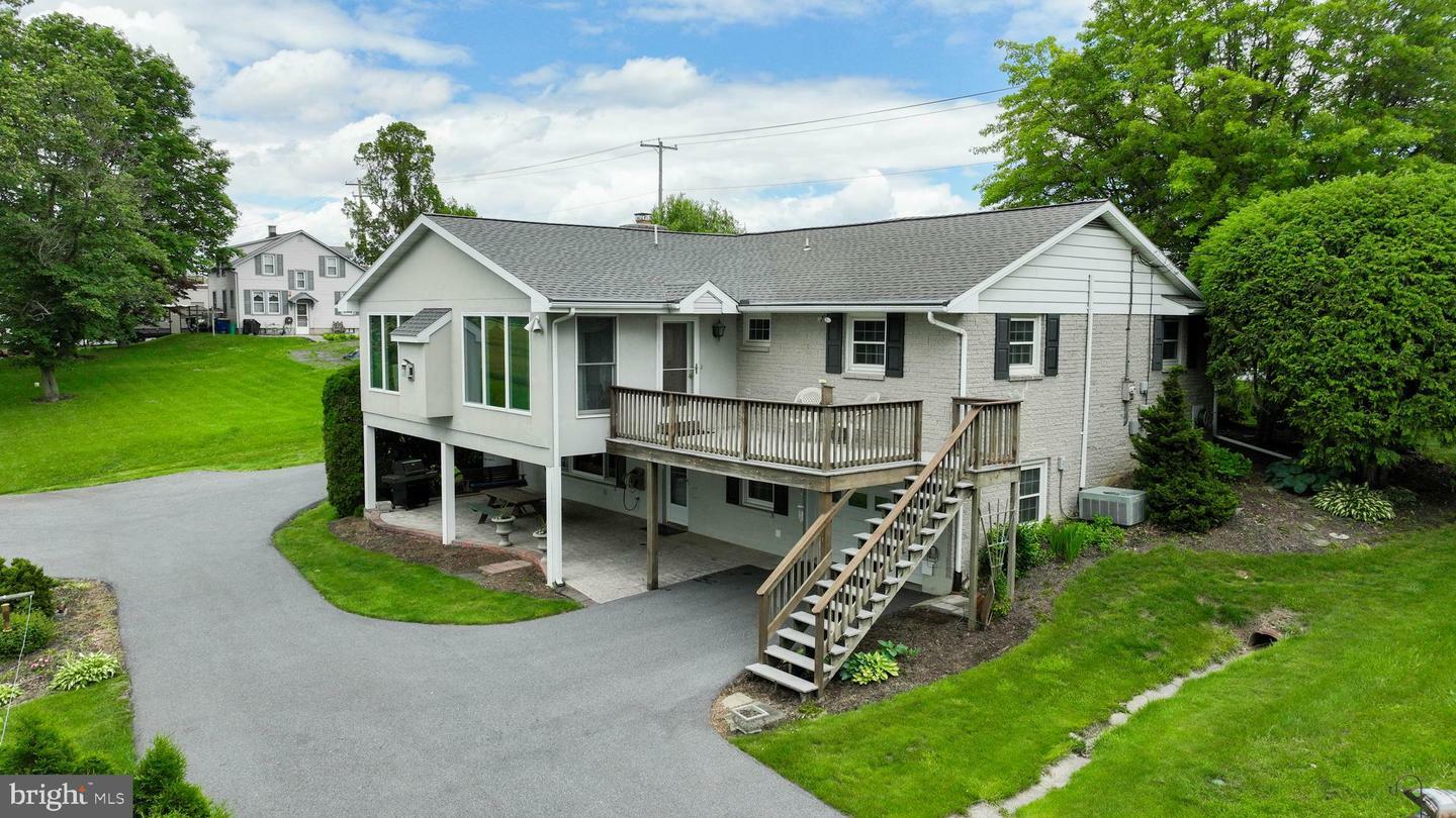 Property Photo: 918 Lebanon Road PA 17545