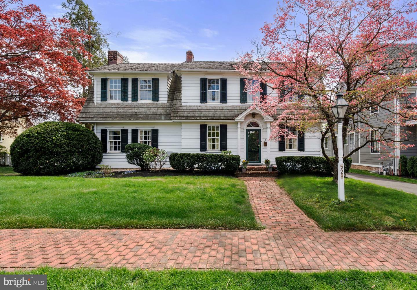 528 E Center Avenue  Newtown PA 18940 photo
