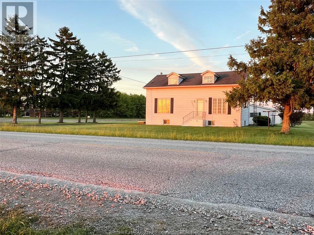 Property Photo:  5663 Concession Rd 5 North  ON N9V 2Y9 