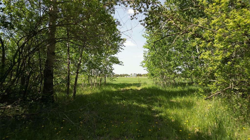 Property Photo:  32008 41E Road  MB R0A 0W2 