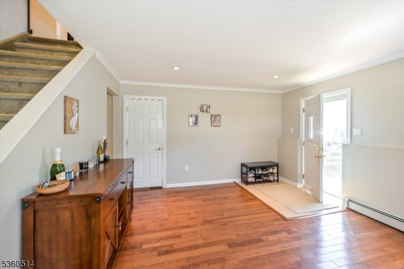 Property Photo:  20 Park Ave  NJ 07420 